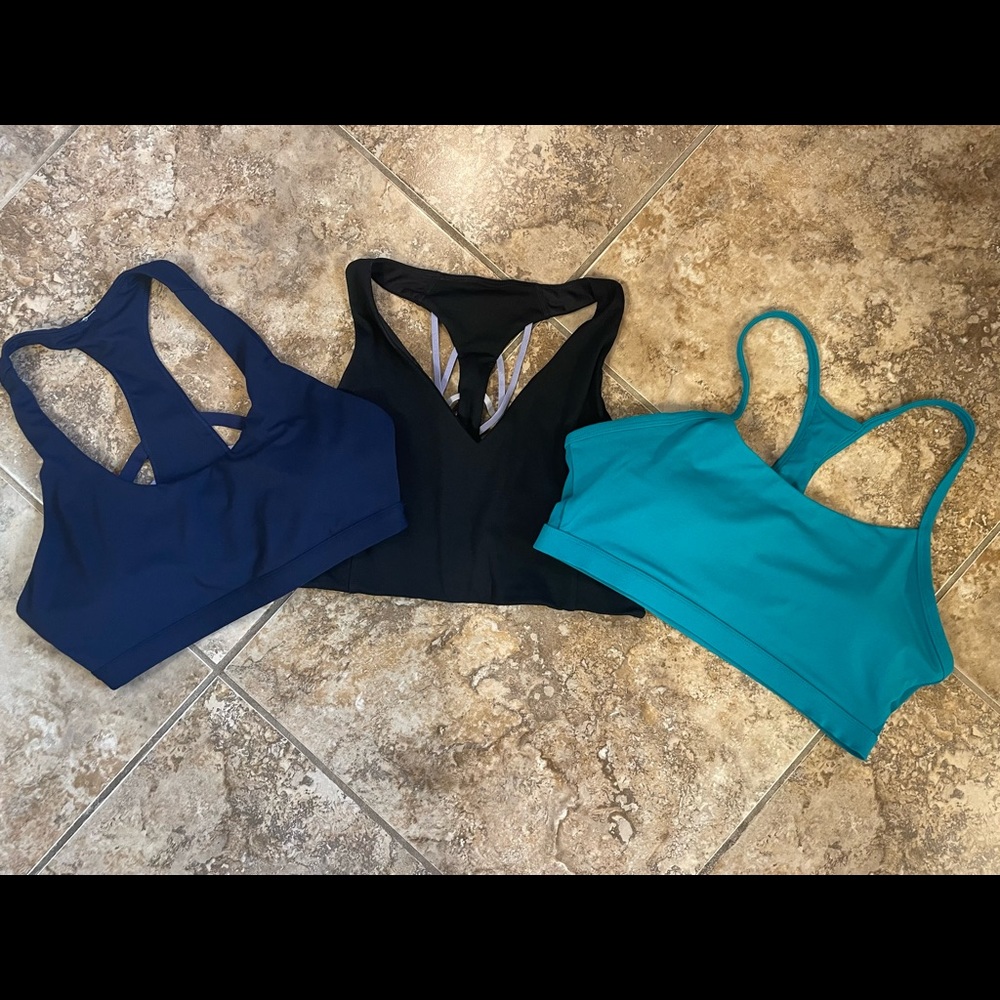 3 Fabletics racer back sports bras